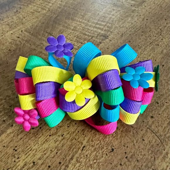 Handmade Girl's Barrette - Picture 3 of 5